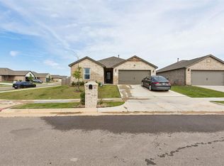 1601 Vermilion Ln, El Reno, OK 73036