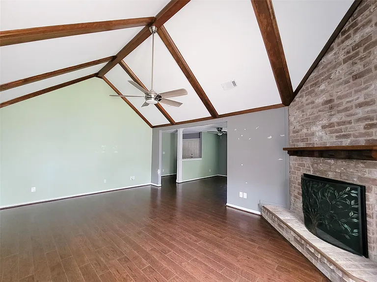 2815 Cambridge Ln — Photo 15