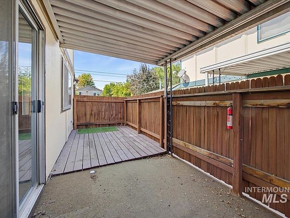 5th image of 1142 S Phillippi St #2-B