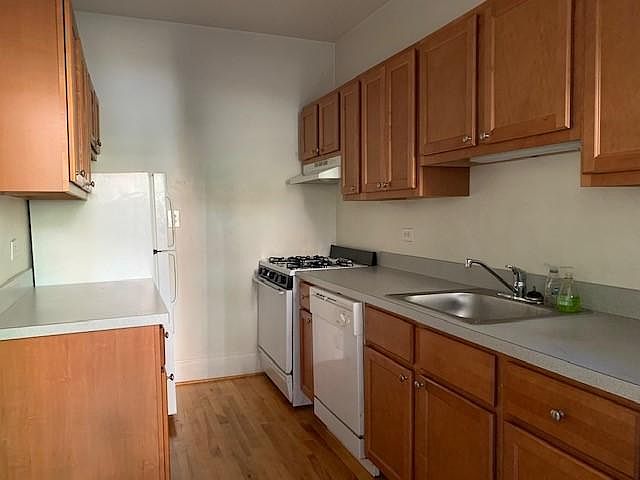 1st image of 4903 N Paulina St APT 1