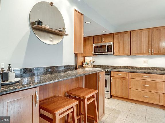 Bar seating in kitchen