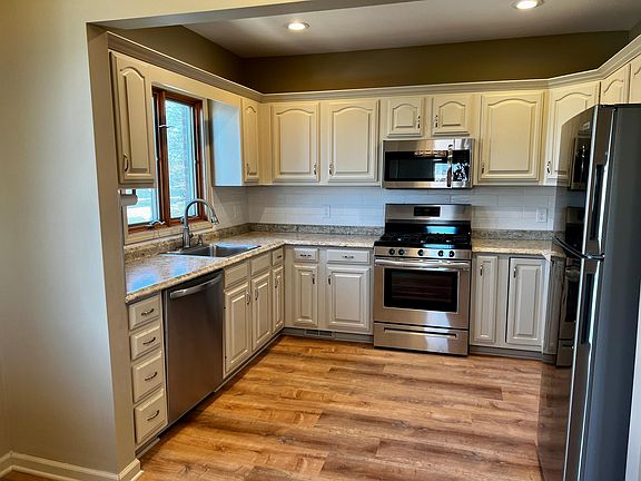 4th image of 314 Joe McCarthy Dr #314