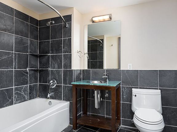 5th image of 4466 Olive St #101-834
