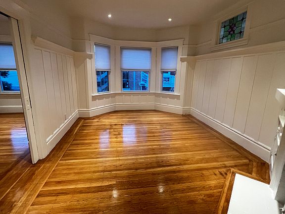 4th image of 21 Lapidge St #5