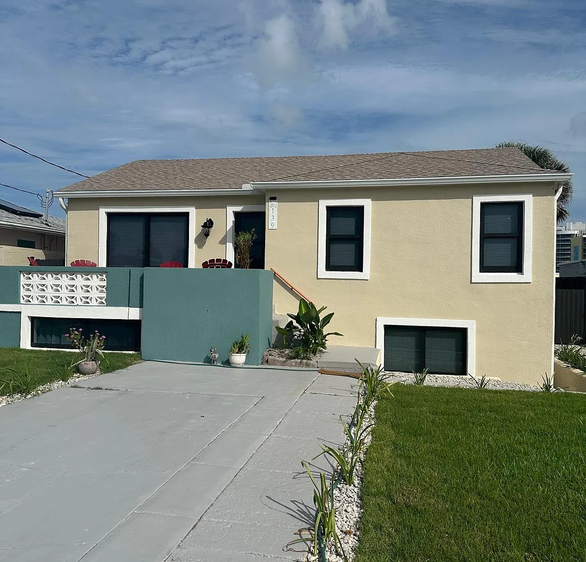 4 bed, 1954 sqft, $3,050 — Photo 2