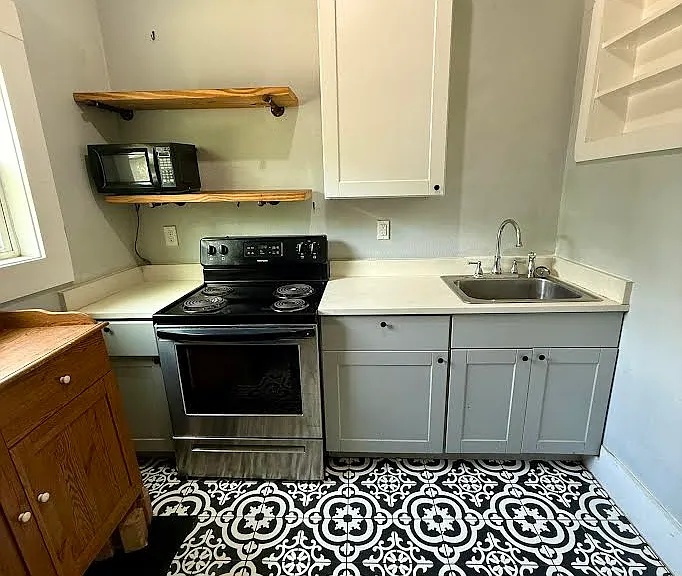 116 Carolina St #2 — Photo 2