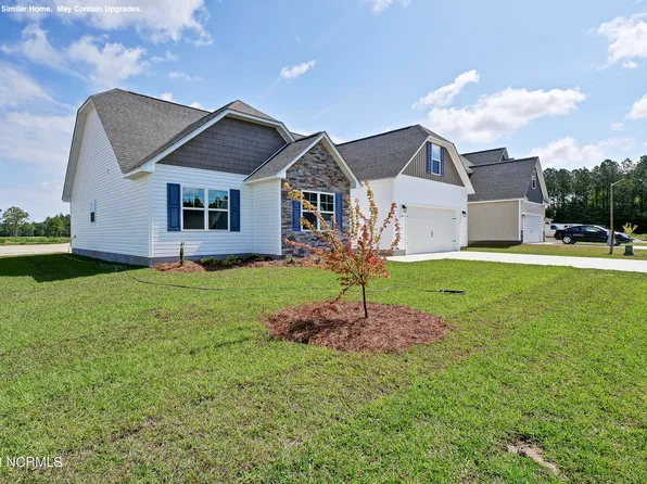 523 Orchard Creek Drive, Richlands, NC 28574