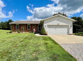 266 Rolling Meadows Rd, Bedford, IN 47421