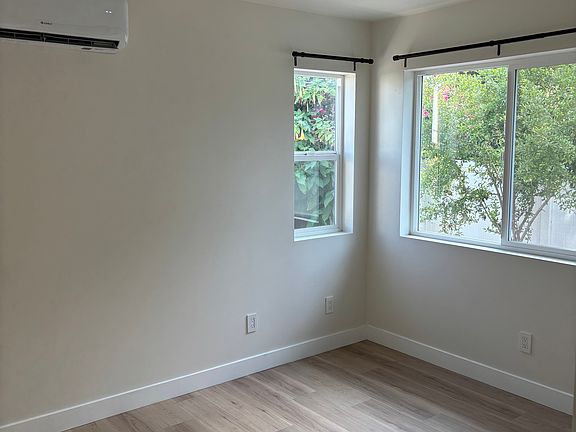 2nd image of 1530 W 223rd St