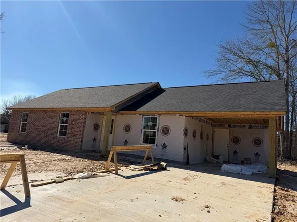 110 Hidden Oaks Ct, Natchitoches, LA 71457