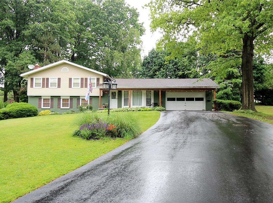 17 Bright Oaks Cir, Rochester, NY 14624 Zillow