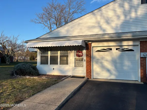 89 Fairway Lane #C, Whiting, NJ 08759