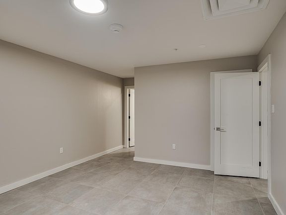 2nd image of 726 Scott Ave #906