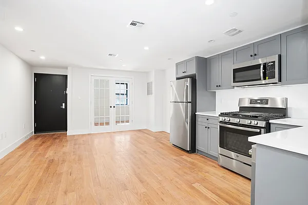 Rented by Douglas Elliman | media 23