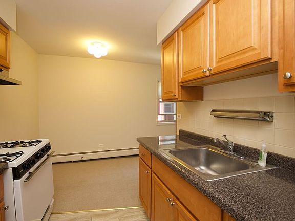 5th image of 8254 Niles Ave #2D
