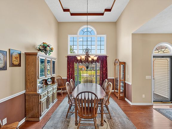 4th image of 1239 Wentworth Dr