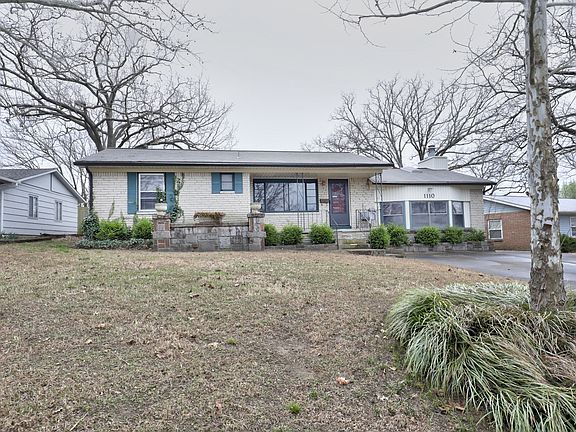 2nd image of 1110 E Teresa Ave