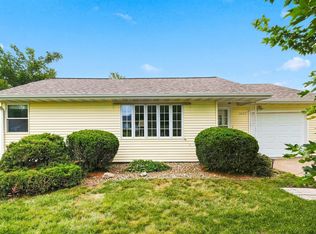 1622 Spencer St, Grinnell, IA 50112