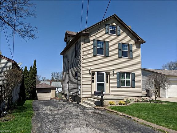 2nd image of 1628 Brownlee Ave