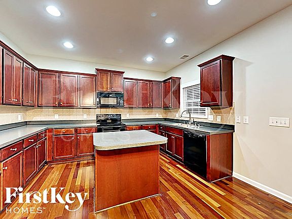 4th image of 5410 Fulton Ridge Dr