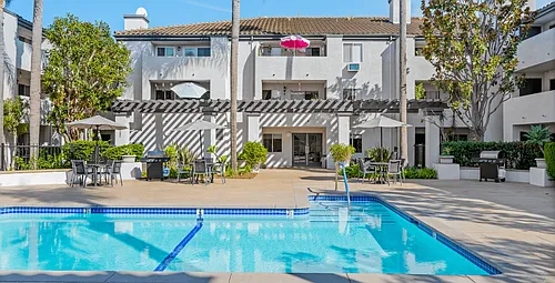 Valley View Senior Apartment Homes Photo 1