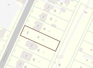 3740 Speedway Cir, Knoxville, TN 37914