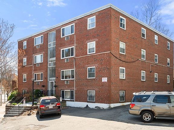 3rd image of 2089 Dorchester Ave APT 2