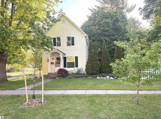 518 S Kinney Ave, Mount Pleasant, MI 48858