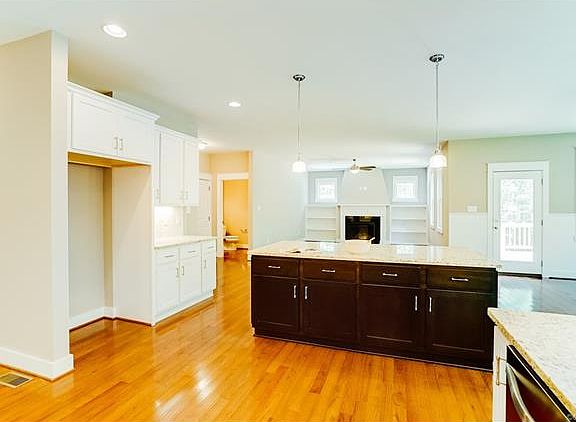 5th image of 5561 Saint Leger Dr