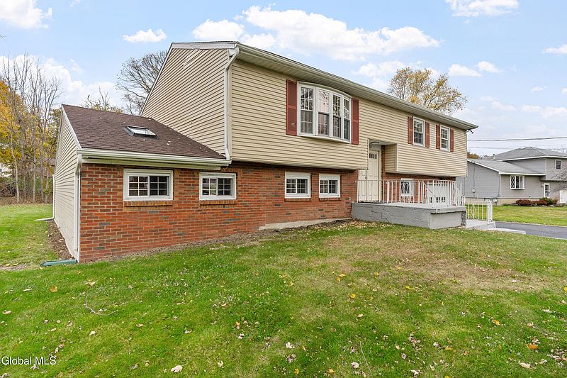 2nd image of 53 Eberle Road