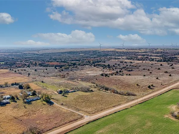 18338 E 1060th Rd, Cheyenne, OK 73628