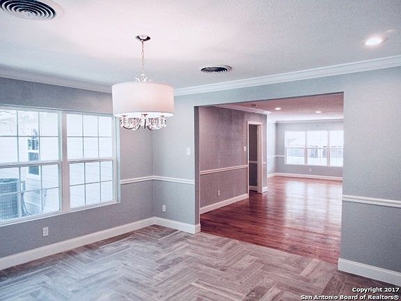 4th image of 411 Beverly Dr