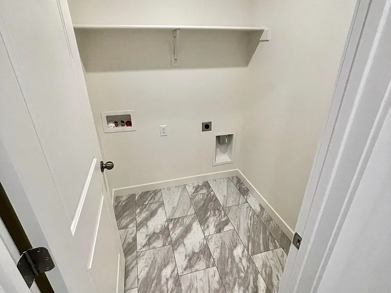 Washer and Dryer Included