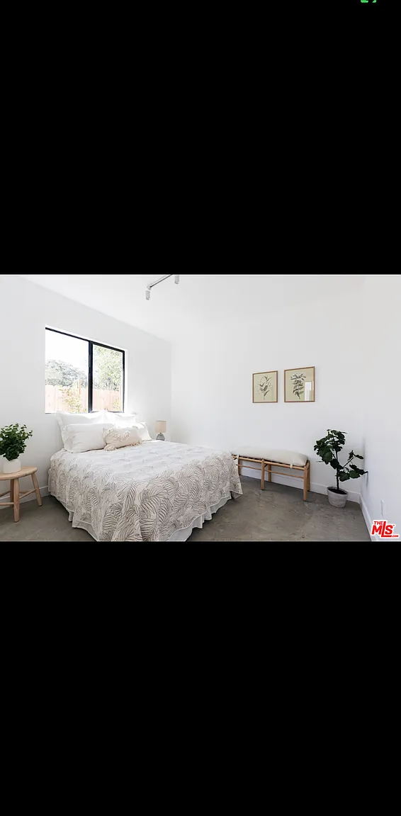 1 bed, $3,100 — Photo 4