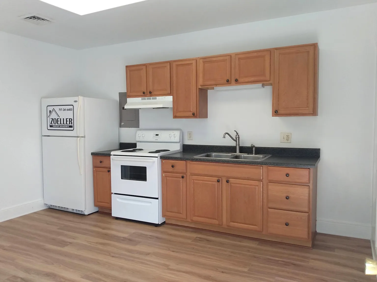519 Nelson Street - 3 — Photo 4