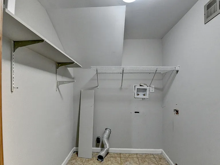 1249 Renee Dr SW #1 — Photo 18