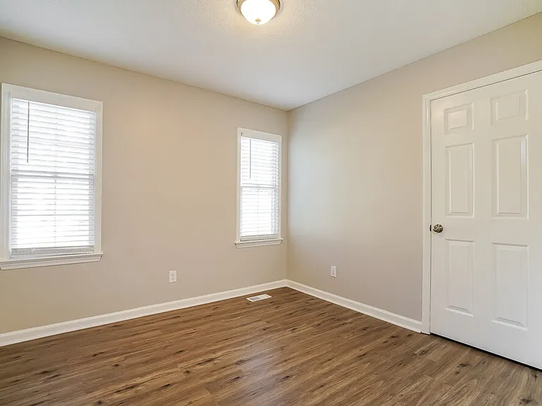 2100 Havering Pl — Photo 14