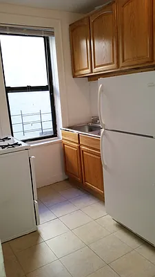 Rented by BuySell Real Estate Inc | media 3