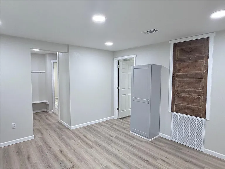 403 Taylor St — Photo 7