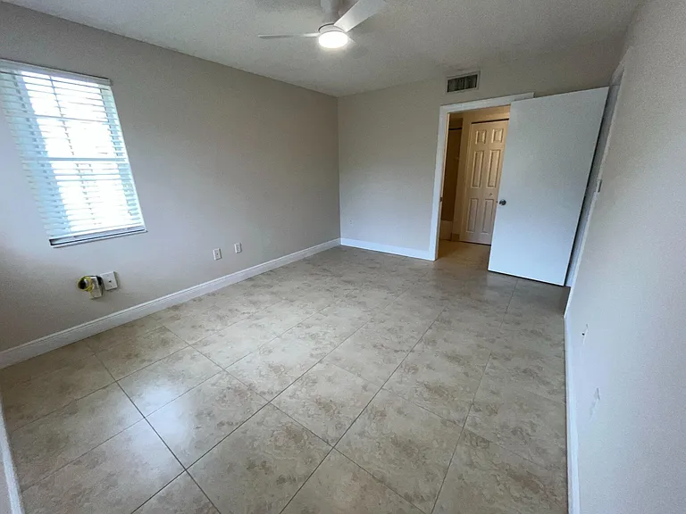 7832 Sonoma Springs Cir #201 — Photo 13