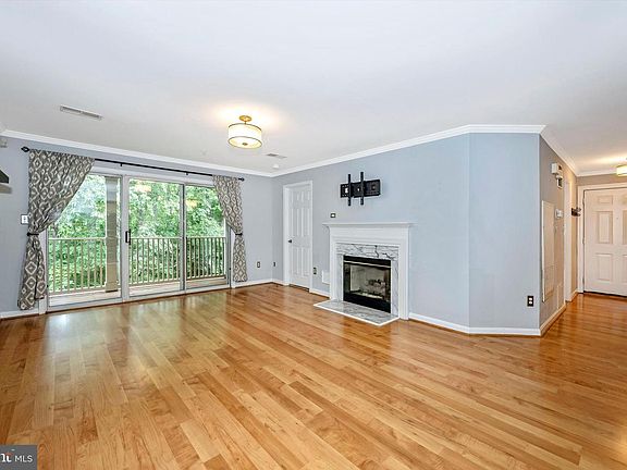 5th image of 15309 Diamond Cove Ter #5T