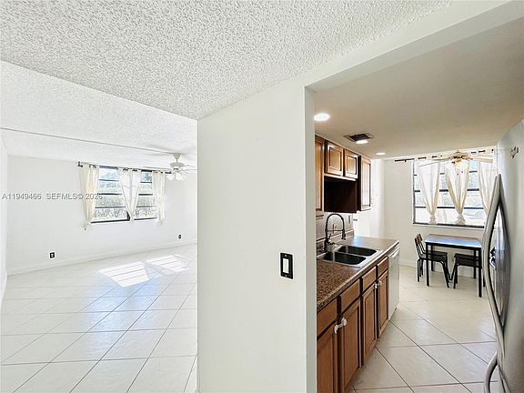5th image of 6190 Woodlands Blvd APT 113