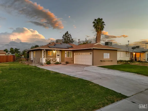 10801 Santa Clara St, Lamont, CA 93241