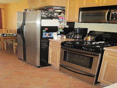 2nd image of 7616 Kneeland Ave