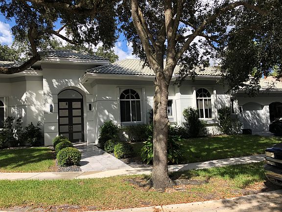 3rd image of 5741 Oakmont Ave