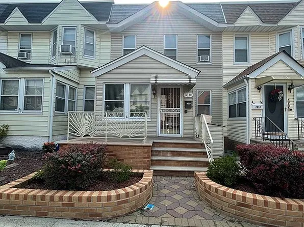 7818 78th St, Flushing, NY 11385