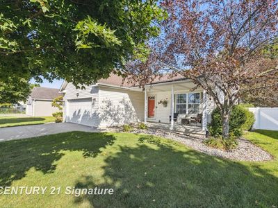 10190 Dove Dr, Freeland, MI, 48623