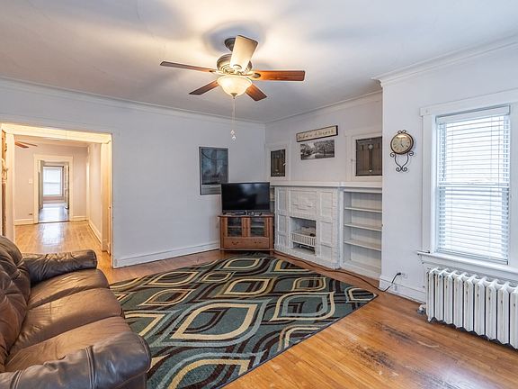 5th image of 5038 N Lawndale Ave