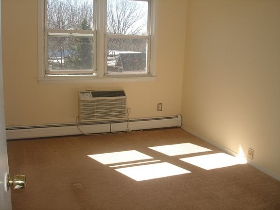 5th image of 1614 Bell Boulevard # Fl 2
