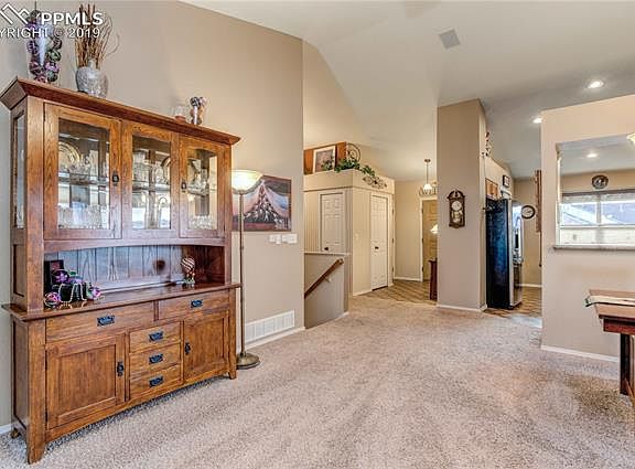 4th image of 3015 Mule Shoe Dr